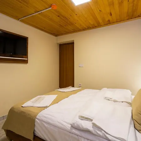 Candy Boutique Hotel 3*