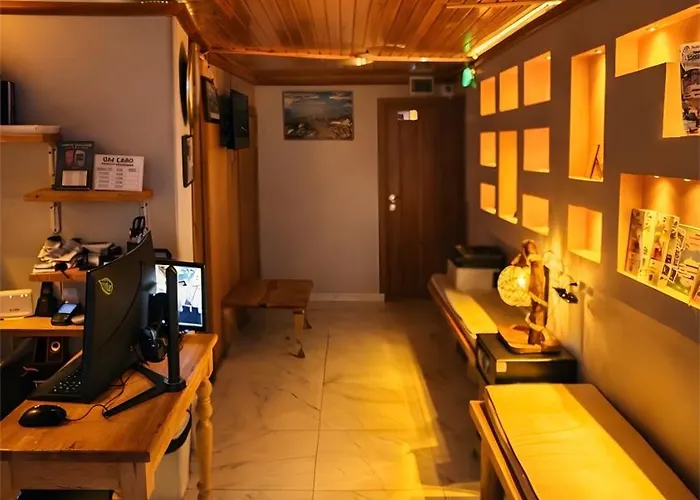 Hotel Candy Boutıque 3*