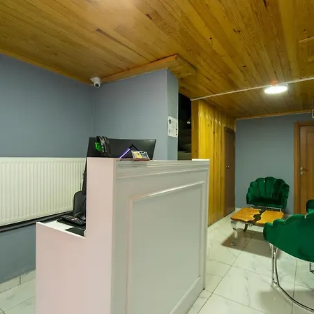 Hotel Candy Boutique